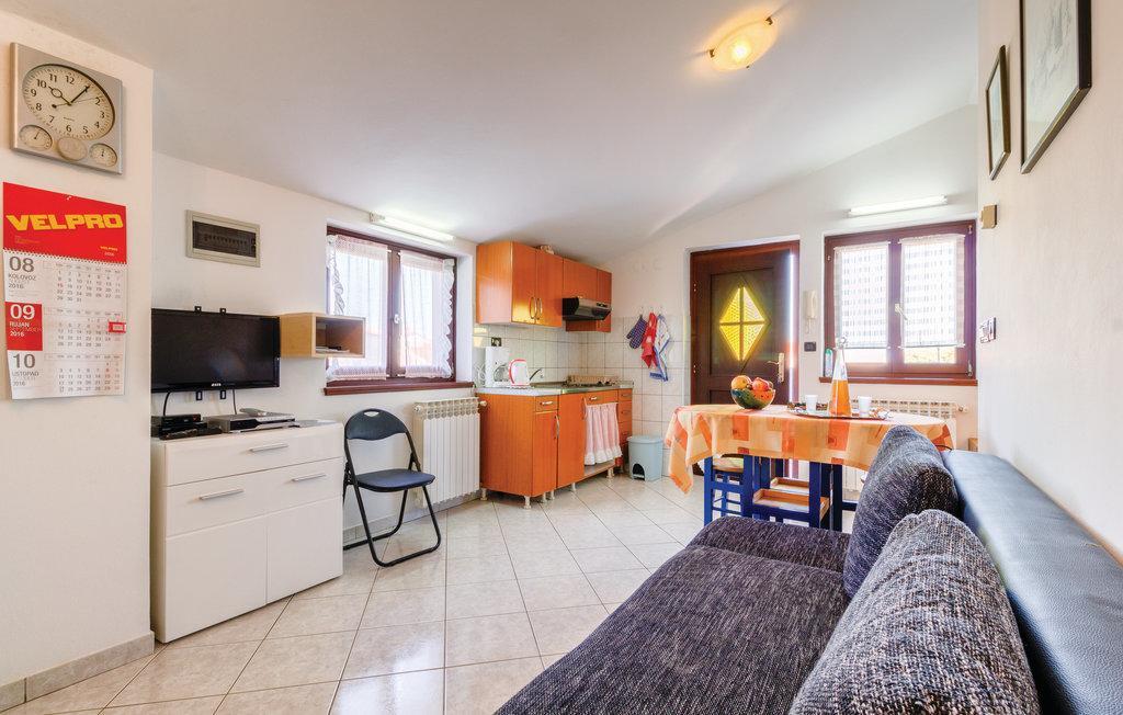 Apartments Biserka 1495 Banjole Extérieur photo